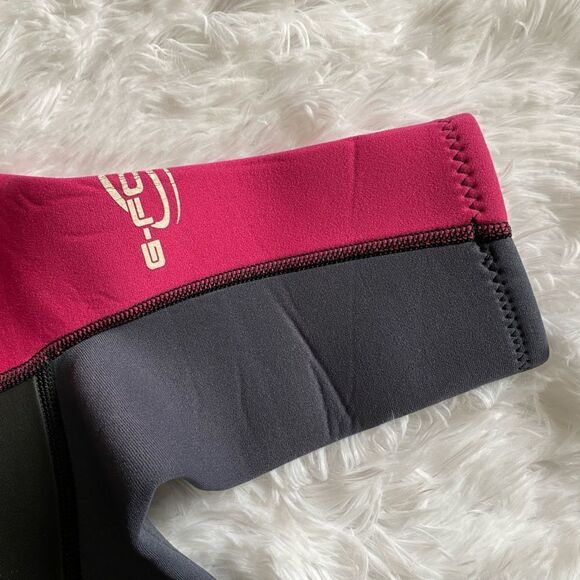 G-FORCE Wetsuit Shorts One Piece Size JM Girl Medium Black Pink - Picture 8 of 14